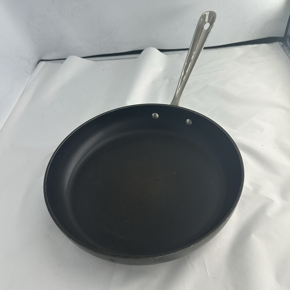 All-Clad 10" Hard Anodized Nonstick Fry Pan Skillet